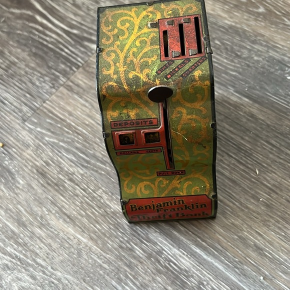 Antique Benjamin Franklin thrift bank gold toy collectors - Picture 5 of 9